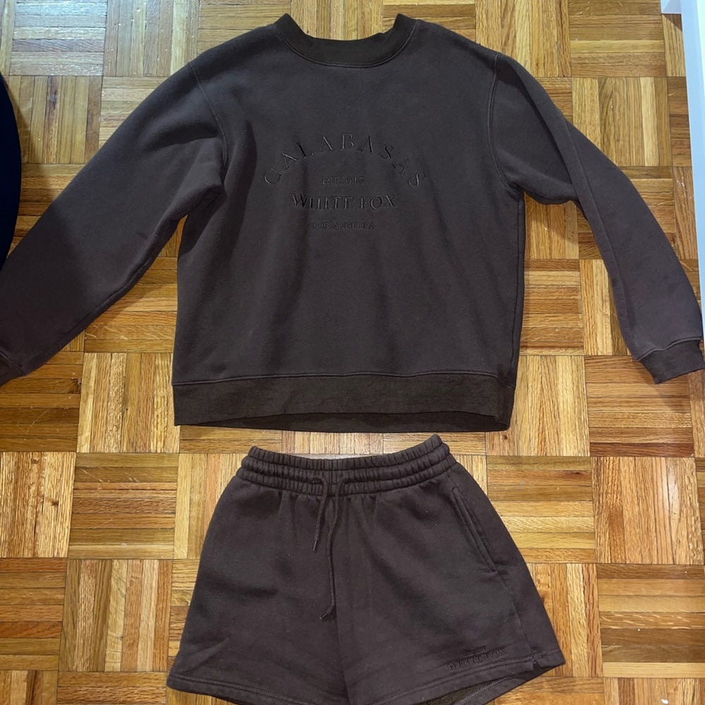 White Fox Boutique Brown Sweatshirt & Shorts Set